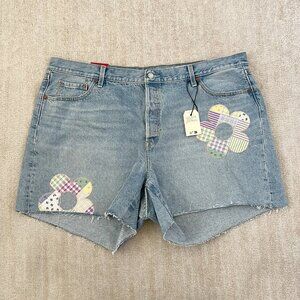 NWT Levi’s Plus 150th Anniversary 501 Jeans Denim Daisy Patch Blue Shorts 22W